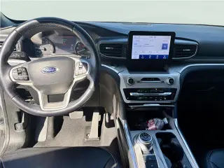 Ford Explorer 2022 XLT 4x4 SUV