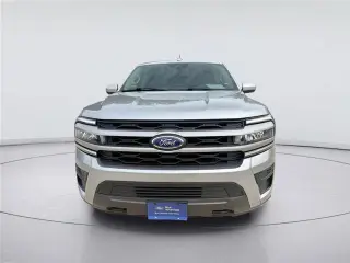 Ford Expedition 2022 4x4 XLT 4dr SUV