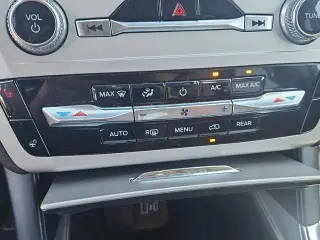 Ford Explorer 2023 AWD XLT 4dr SUV