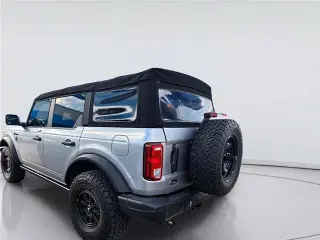 Ford Bronco 2023 4x4 Black Diamond 4dr SUV