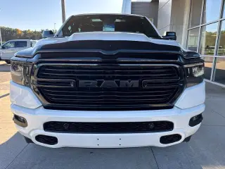Ram 1500 2023 4x4 Laramie 4dr Crew Cab con 5.6 ft. SB Pickup