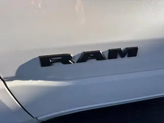 Ram 1500 2023 4x4 Laramie 4dr Crew Cab con 5.6 ft. SB Pickup