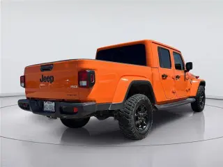 Jeep Gladiator 2025 4x4 Sport 4dr Cabina de Crew 5.0 ft. SB