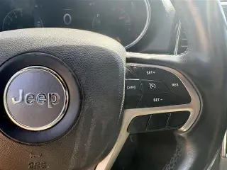 Jeep Grand Cherokee 2019 4x2 Laredo 4dr SUV