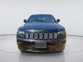 Jeep Grand Cherokee 2019 4x2 Laredo 4dr SUV
