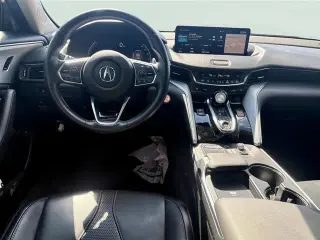 Acura TLX 2024 4dr Sedan con paquete de tecnología