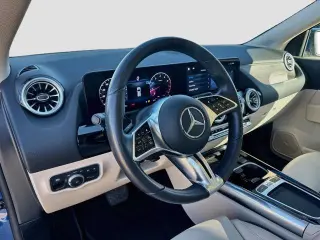 Mercedes-Benz GLA 2025 GLA 250 4dr SUV