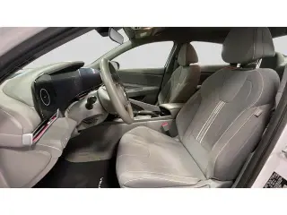Hyundai ELANTRA 2024 SEL 4dr Sedán
