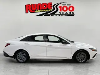 Hyundai ELANTRA 2024 SEL 4dr Sedán