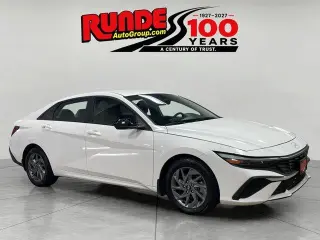 Hyundai ELANTRA 2024 SEL 4dr Sedán