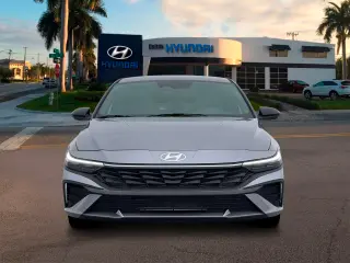 Hyundai ELANTRA 2026 SEL Sport 4dr Sedán