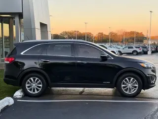 Kia Sorento 2017 AWD LX V6 4dr SUV