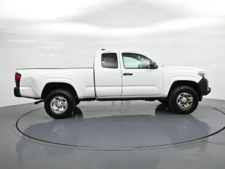 Toyota Tacoma 2019 4x2 SR 4dr cab con 6.1 pies de largo