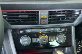Volkswagen Jetta 2019 SEL 4dr Sedán ULEV