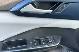 Volkswagen Taos 2023 SE 4dr SUV