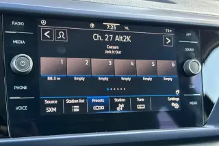 Volkswagen Taos 2023 SE 4dr SUV