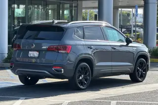 Volkswagen Taos 2023 SE 4dr SUV