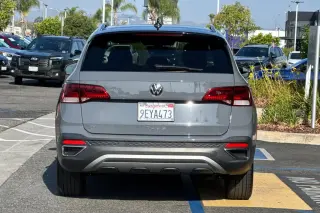 Volkswagen Taos 2023 SE 4dr SUV