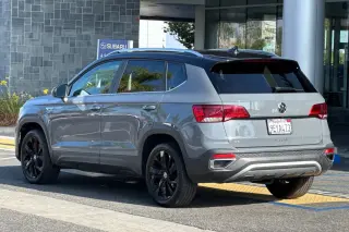 Volkswagen Taos 2023 SE 4dr SUV