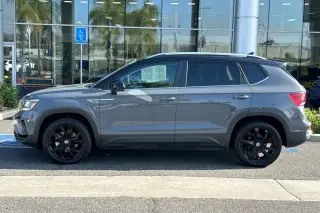 Volkswagen Taos 2023 SE 4dr SUV