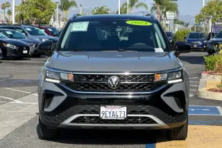 Volkswagen Taos 2023 SE 4dr SUV