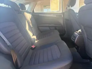 Ford Fusion 2020 SE 4dr Sedán