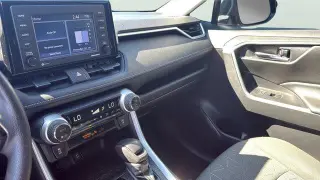 Toyota RAV4 2021 XLE 4dr SUV