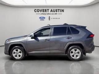 Toyota RAV4 2021 XLE 4dr SUV