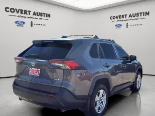Toyota RAV4 2021 XLE 4dr SUV