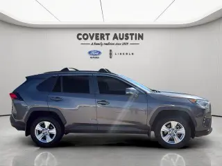 Toyota RAV4 2021 XLE 4dr SUV