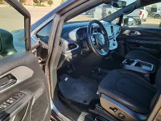 Chrysler Pacifica 2023 Touring 4dr Mini-Van