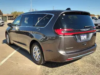 Chrysler Pacifica 2023 Touring 4dr Mini-Van