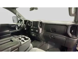GMC Sierra 1500 2020 4x4 Base 4dr Crew Cab 6.6 ft. SB