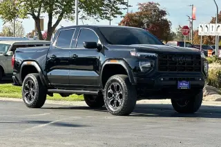 GMC Canyon 2024 4x4 Elevation 4dr Crew Cab 5 ft. SB