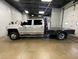 GMC Sierra 3500HD 2015 4x4 SLE 4dr Crew Cab LB SRW