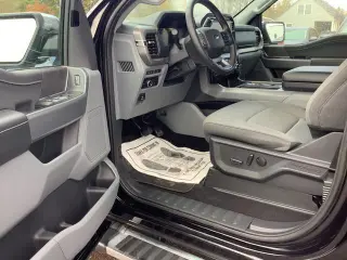 Ford F-150 2024 4x4 XLT 4dr SuperCrew 5.5 ft. SB