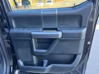 Ford F-150 2019 4x4 XLT 4dr SuperCrew 5.5 ft. SB