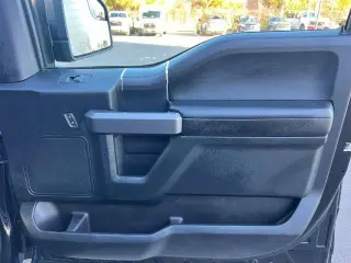Ford F-150 2019 4x4 XLT 4dr SuperCrew 5.5 ft. SB