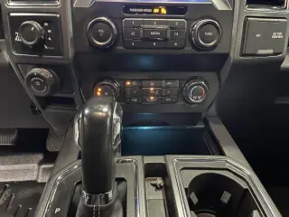Ford F-150 2019 4x4 XL 4dr SuperCrew 5.5 ft. SB