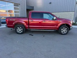 Ford F-150 2015 4x4 Lariat 4dr SuperCrew 5.5 ft. SB