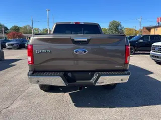 Ford F-150 2015 4x4 XLT 4dr SuperCrew 5.5 ft. SB