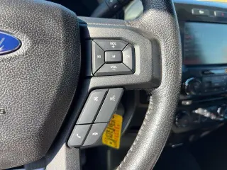 Ford F-150 2015 4x4 XLT 4dr SuperCrew 5.5 ft. SB