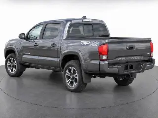 Toyota Tacoma 2017 4x4 TRD Sport 4dr Double Cab 6.1 ft LB