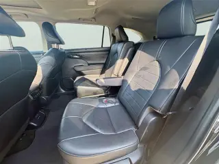 Toyota Highlander 2023 XLE 4dr SUV