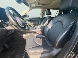 Toyota Highlander 2023 XLE 4dr SUV