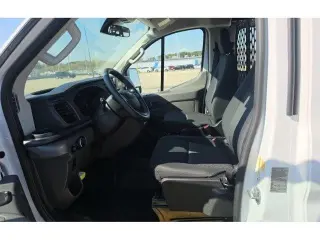 Ford Transit 2025 250 3dr SWB Techo Bajo Furgón de Carga