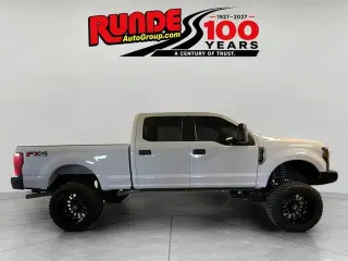 Ford F-250 Super Duty 2021 4x4 King Ranch 4dr Crew Cab 6.8 ft. SB Pickup
