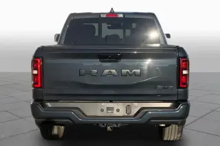 Ram 1500 2025 4x4 Lone Star 4dr Crew Cab 5.6 ft. SB Pickup