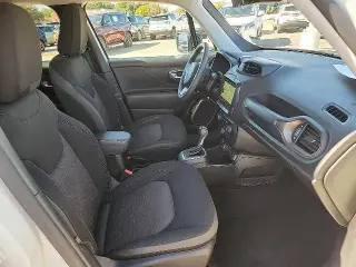 Jeep Renegade 2023 4x4 Latitude 4dr SUV