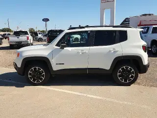 Jeep Renegade 2023 4x4 Latitude 4dr SUV